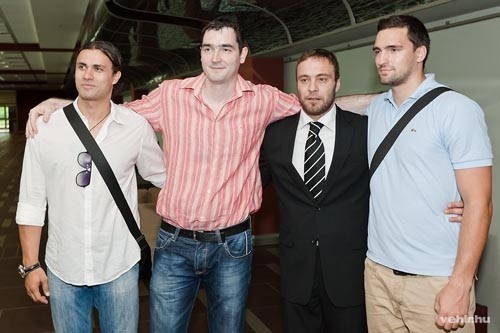 Lusnyikov 2011 nyarán Eklemovics Nikolával, Dejan Periccsel és Nagy Kornéllal együtt búcsúzott
